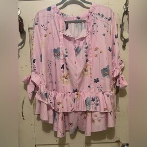 CHICME NWOT Beautiful Floral Pink Open Sleeve Blouse - Sz S